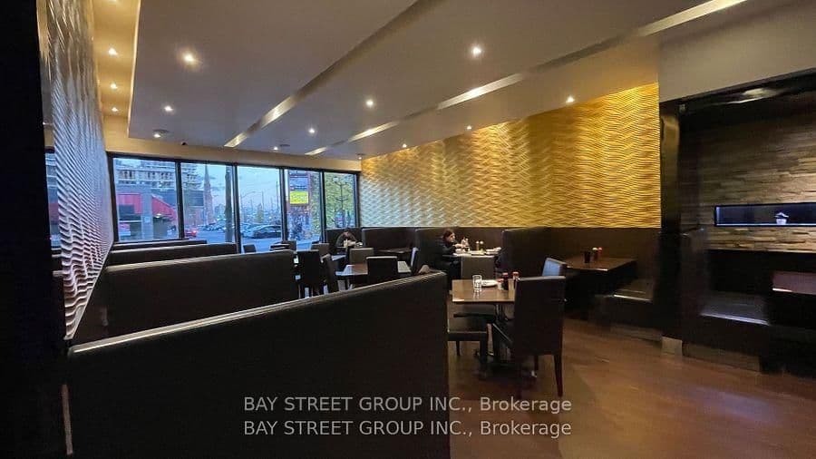 113 James Street N thumbnail 10