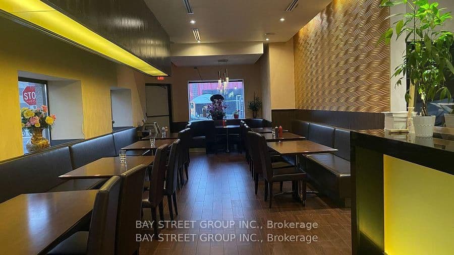 113 James Street N thumbnail 5