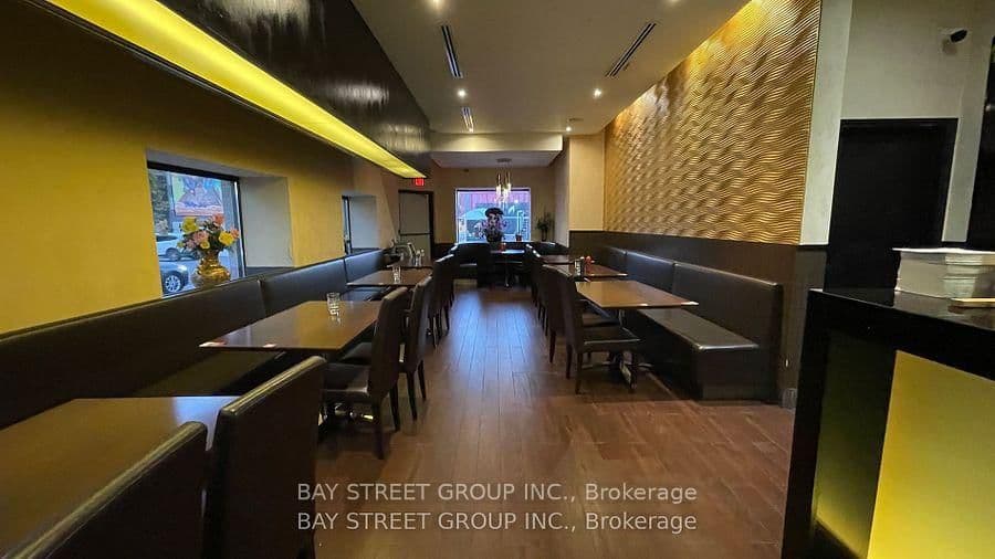 113 James Street N thumbnail 9
