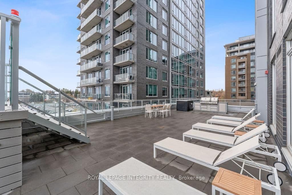 111 CHAMPAGNE Avenue S, Unit 1908 thumbnail 30