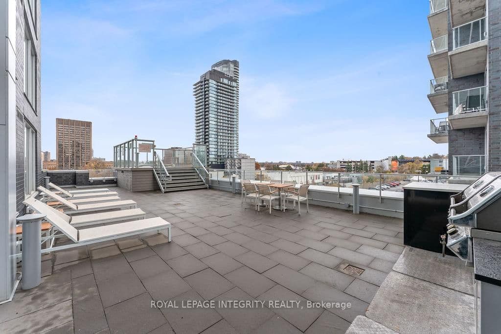 111 CHAMPAGNE Avenue S, Unit 1908 thumbnail 31