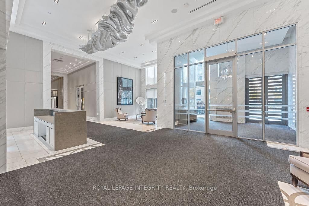 111 CHAMPAGNE Avenue S, Unit 1908 thumbnail 7