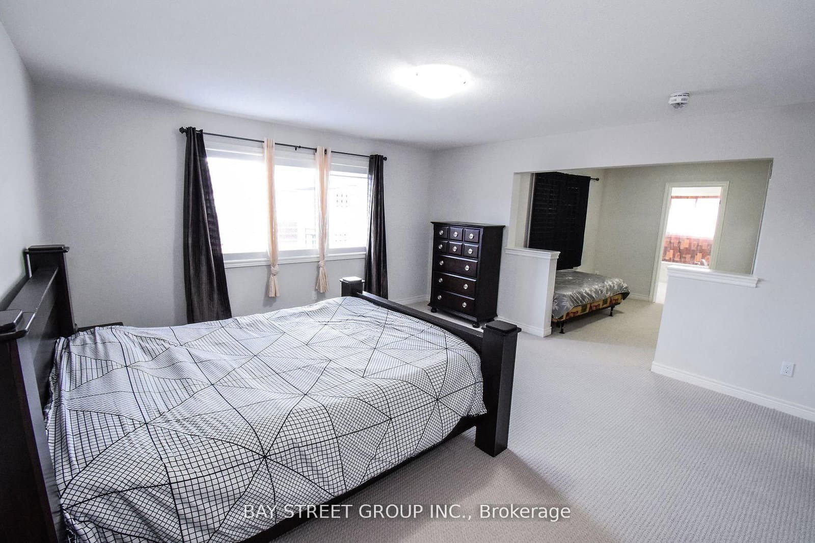 490 S Silverwood Avenue thumbnail 19