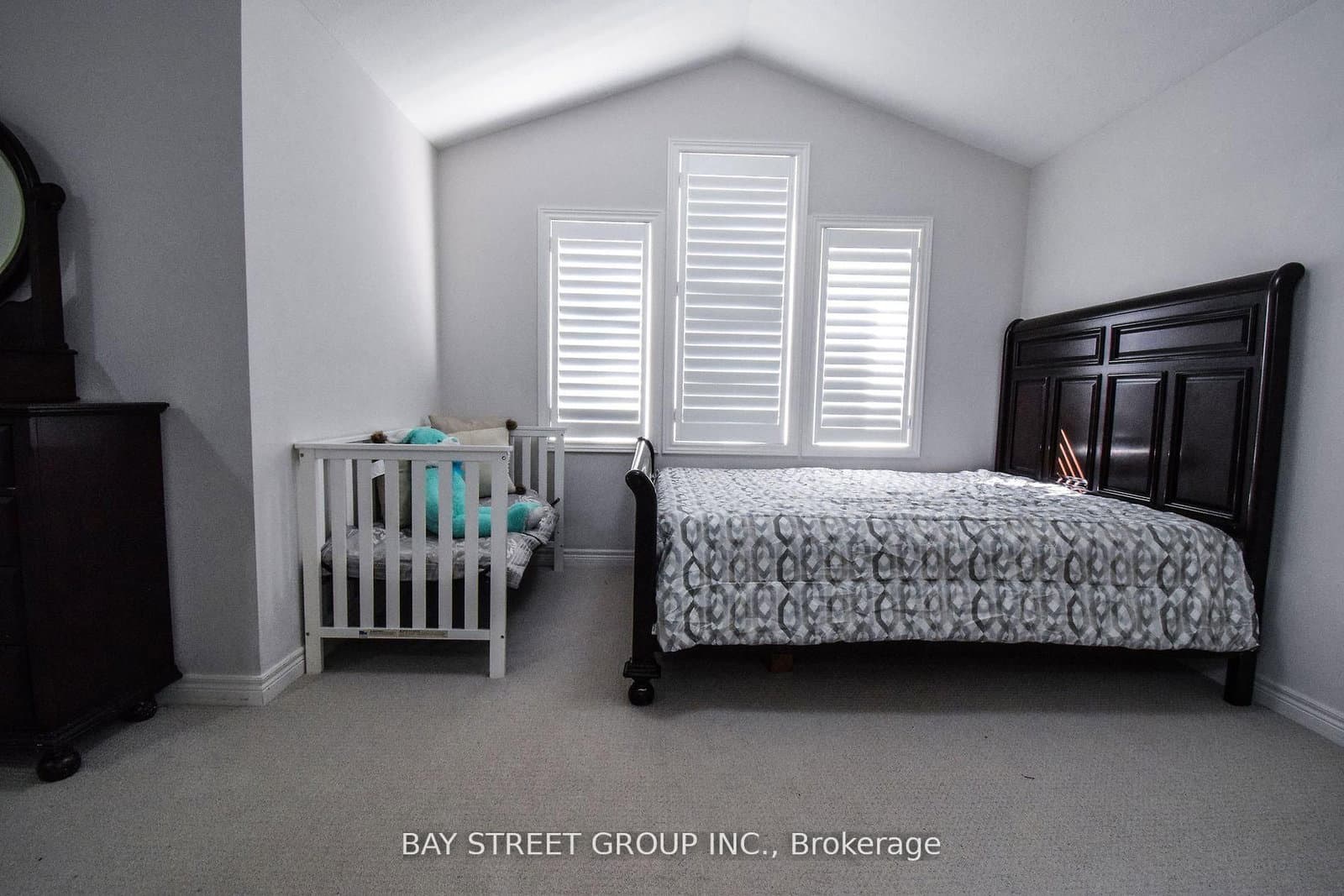 490 S Silverwood Avenue thumbnail 27