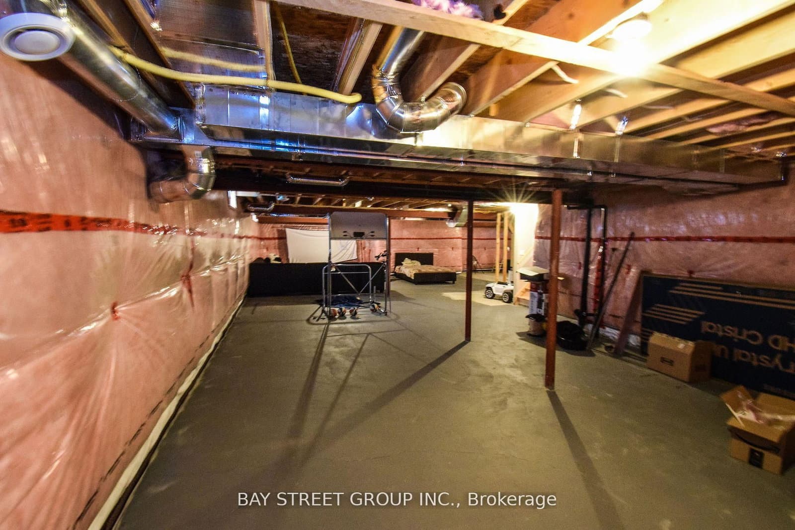 490 S Silverwood Avenue thumbnail 33