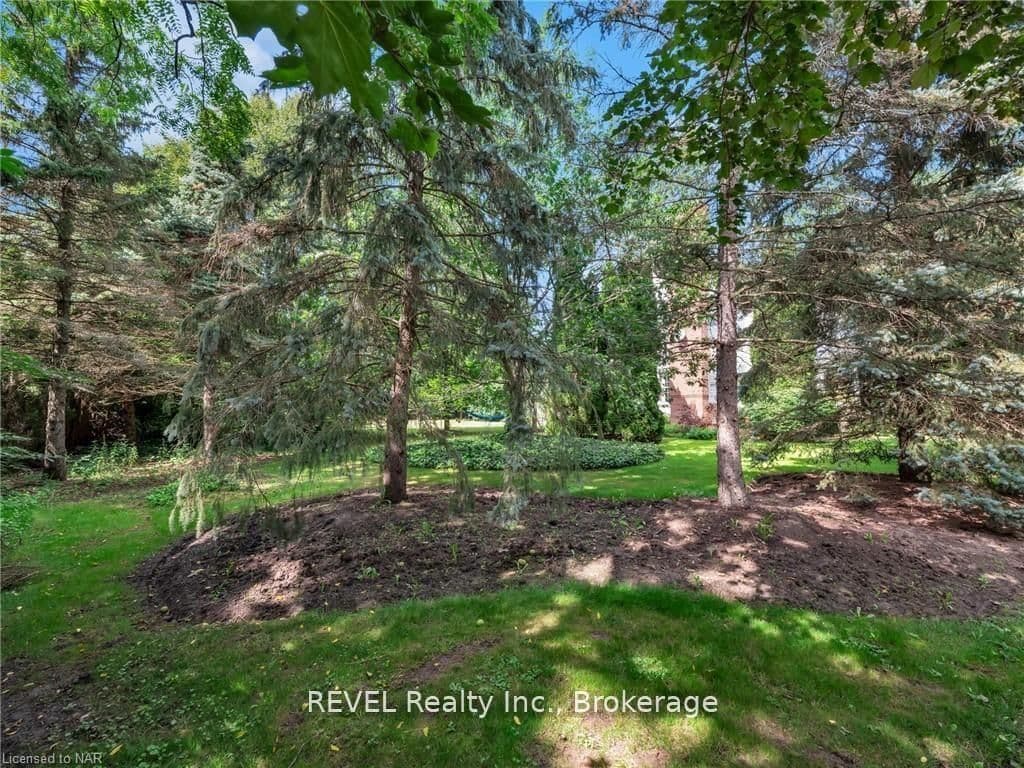 411 VICTORIA ST - LOT 3 Street thumbnail 4