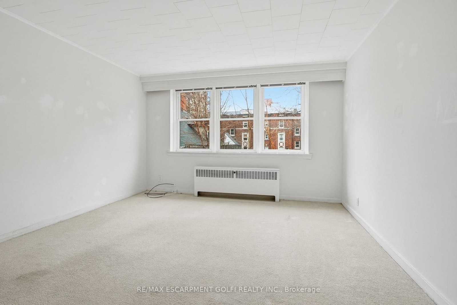 4 Robinson Street, Unit 9 thumbnail 4