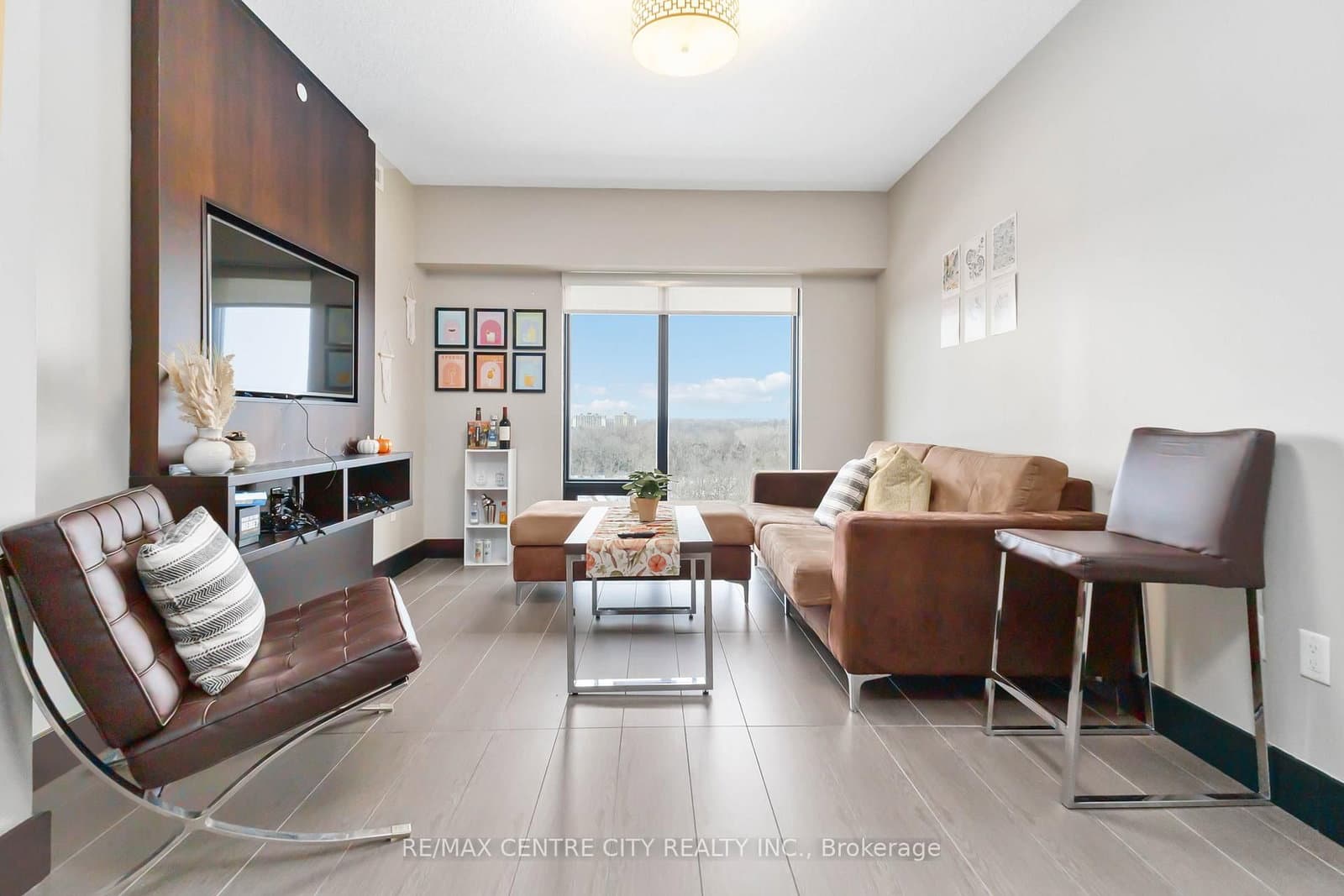 1235 Richmond Street, Unit 1218 thumbnail 10