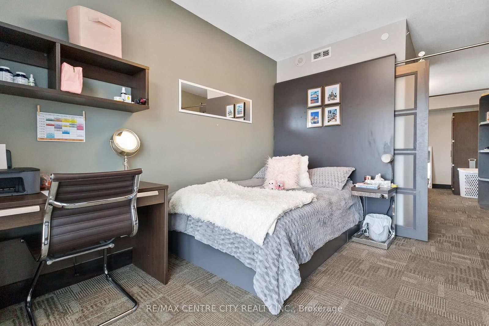 1235 Richmond Street, Unit 1218 thumbnail 17