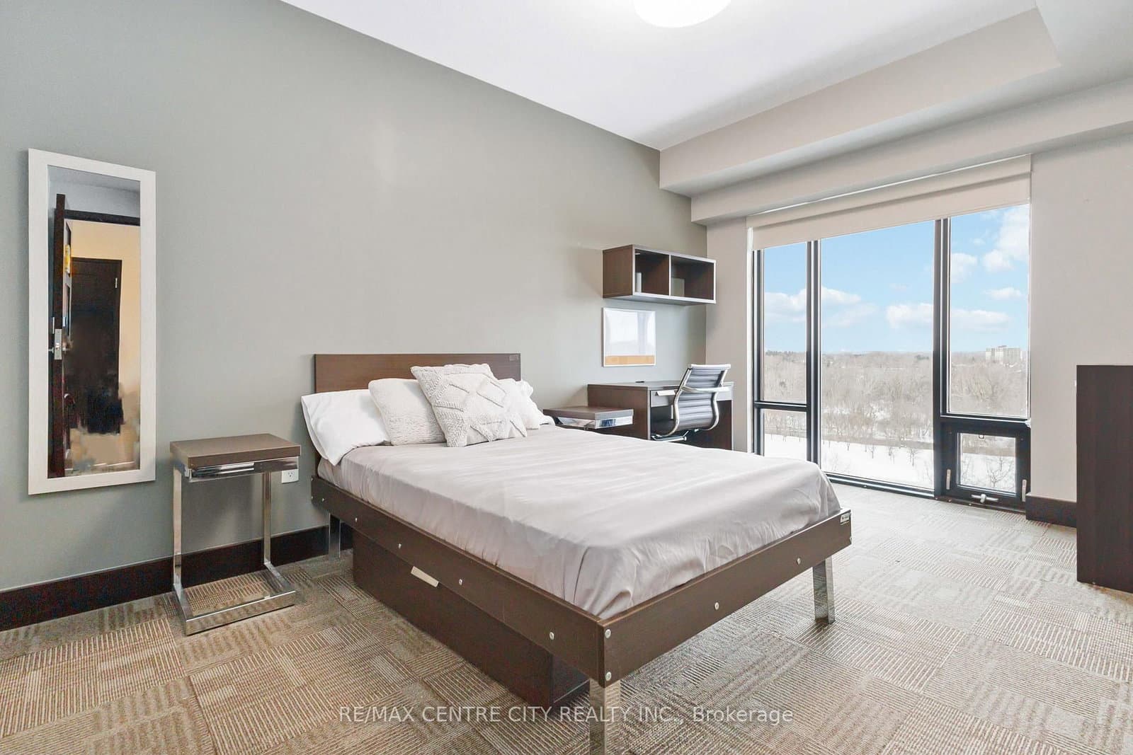 1235 Richmond Street, Unit 1218 thumbnail 18