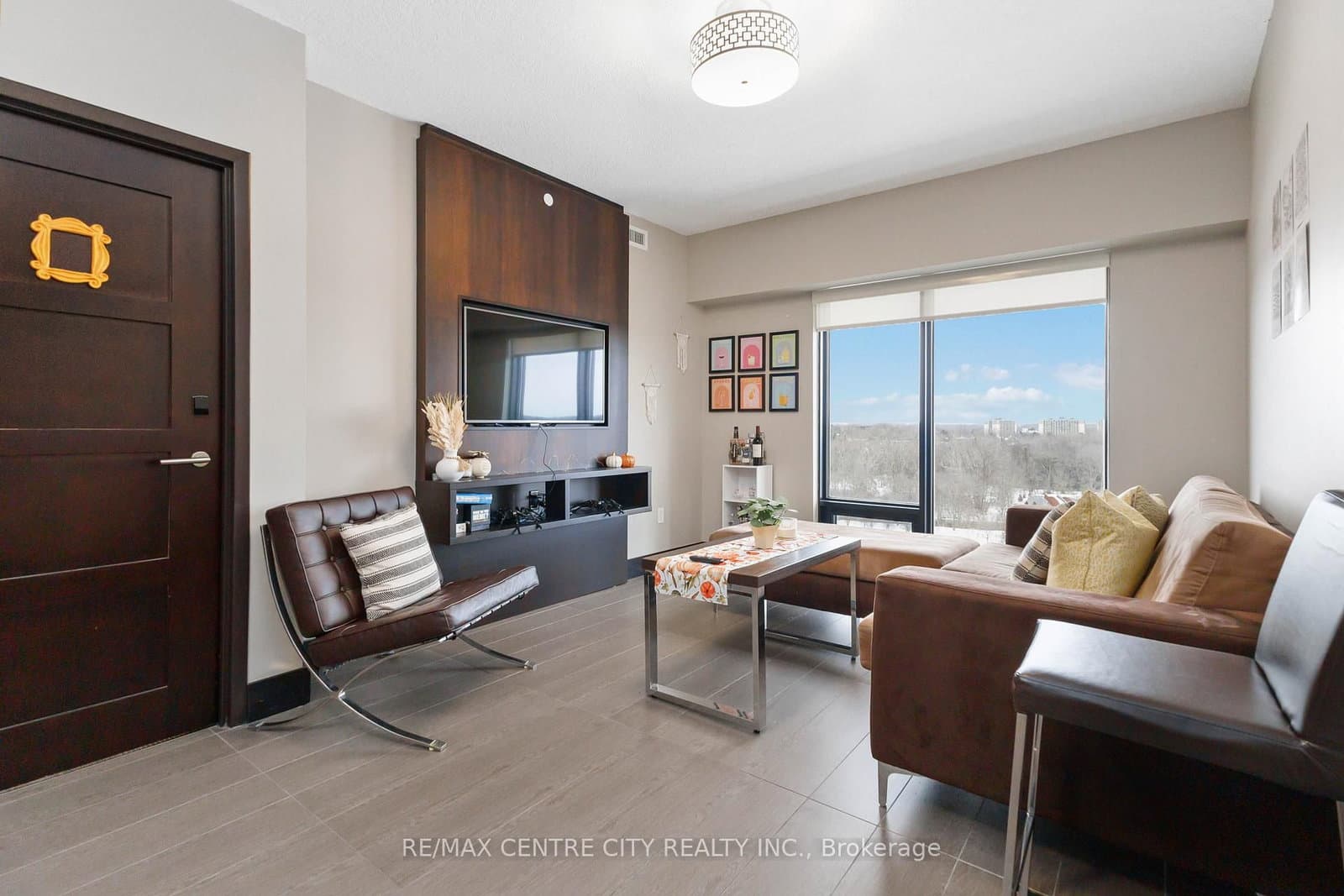 1235 Richmond Street, Unit 1218 thumbnail 9