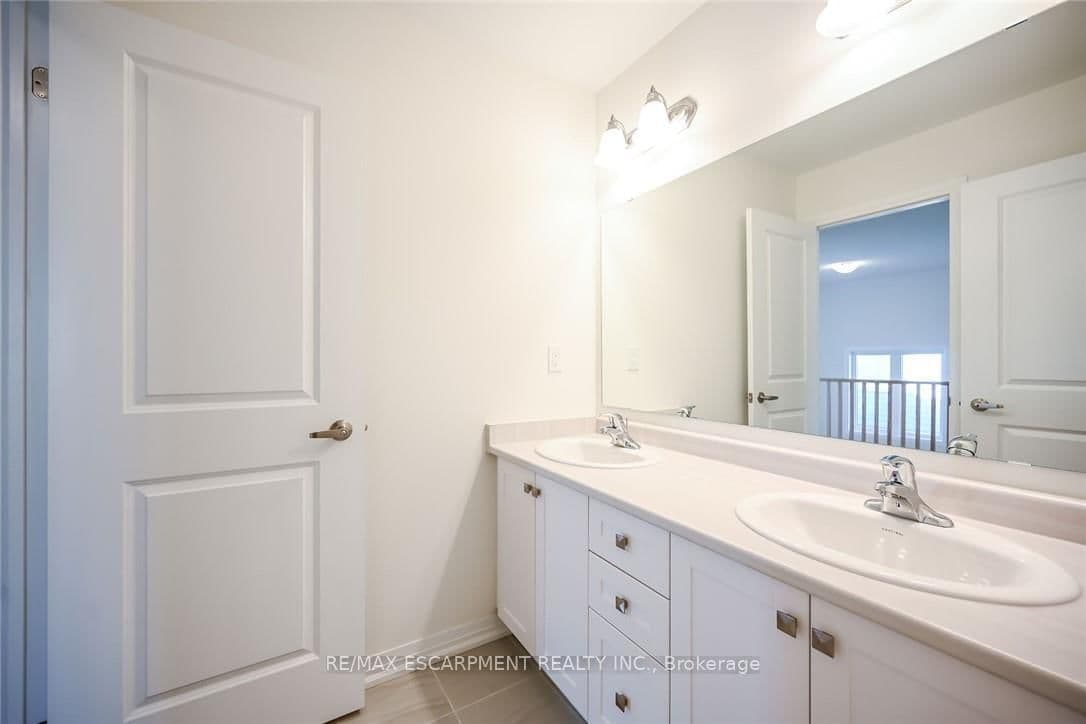 377 Provident Way thumbnail 38