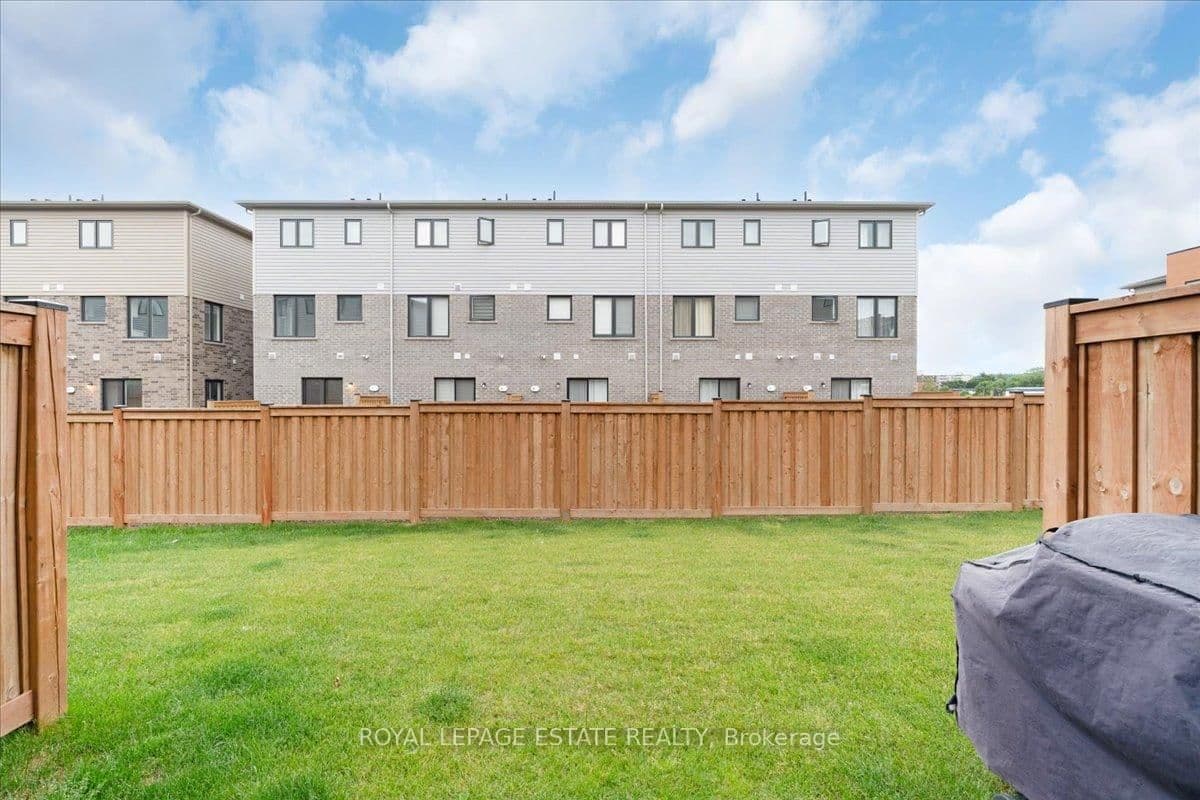 39 Radison Lane thumbnail 27