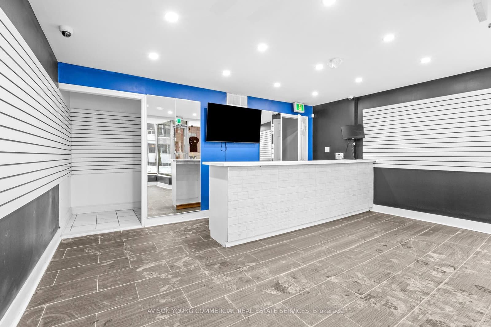 168 O'Connor Street thumbnail 2