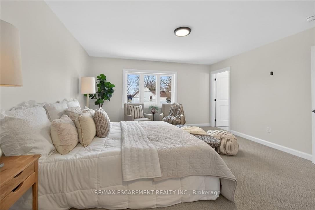 45 B Howard Street thumbnail 19