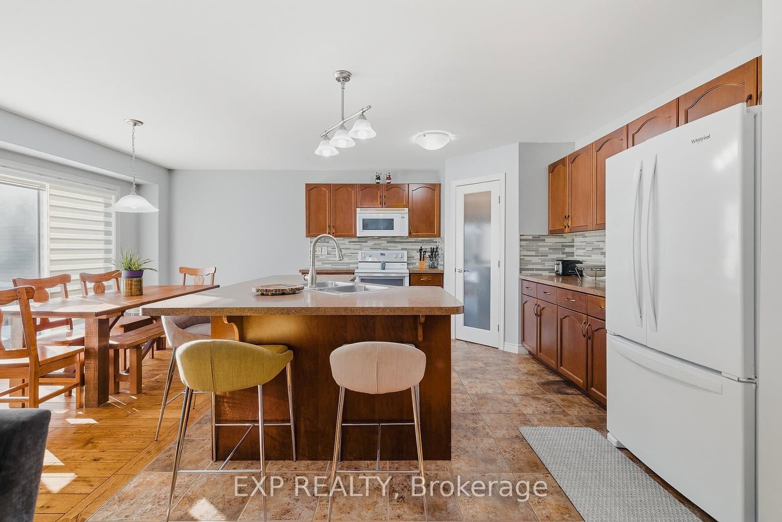 23 Doon Creek Street thumbnail 7