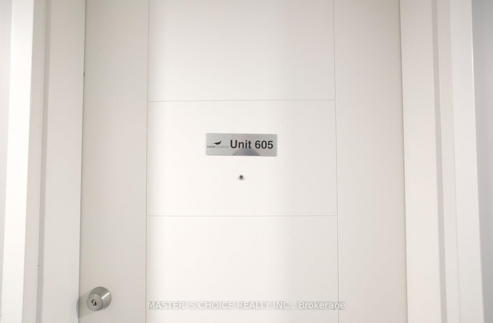 308 Lester Street, Unit 605 thumbnail 3