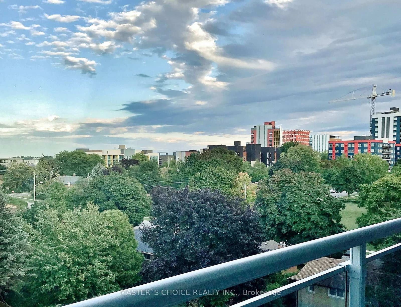 308 Lester Street, Unit 605 thumbnail 8