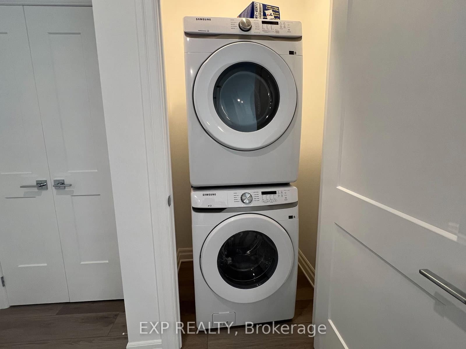 7532 Splendour Drive, Unit Main thumbnail 13