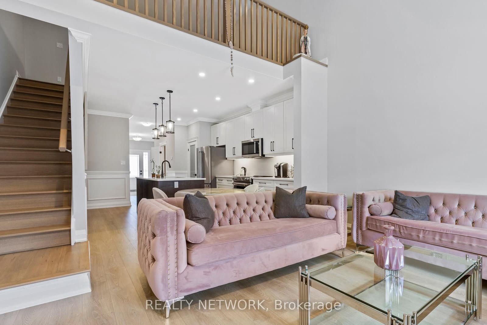 24 Tamarack Way thumbnail 12