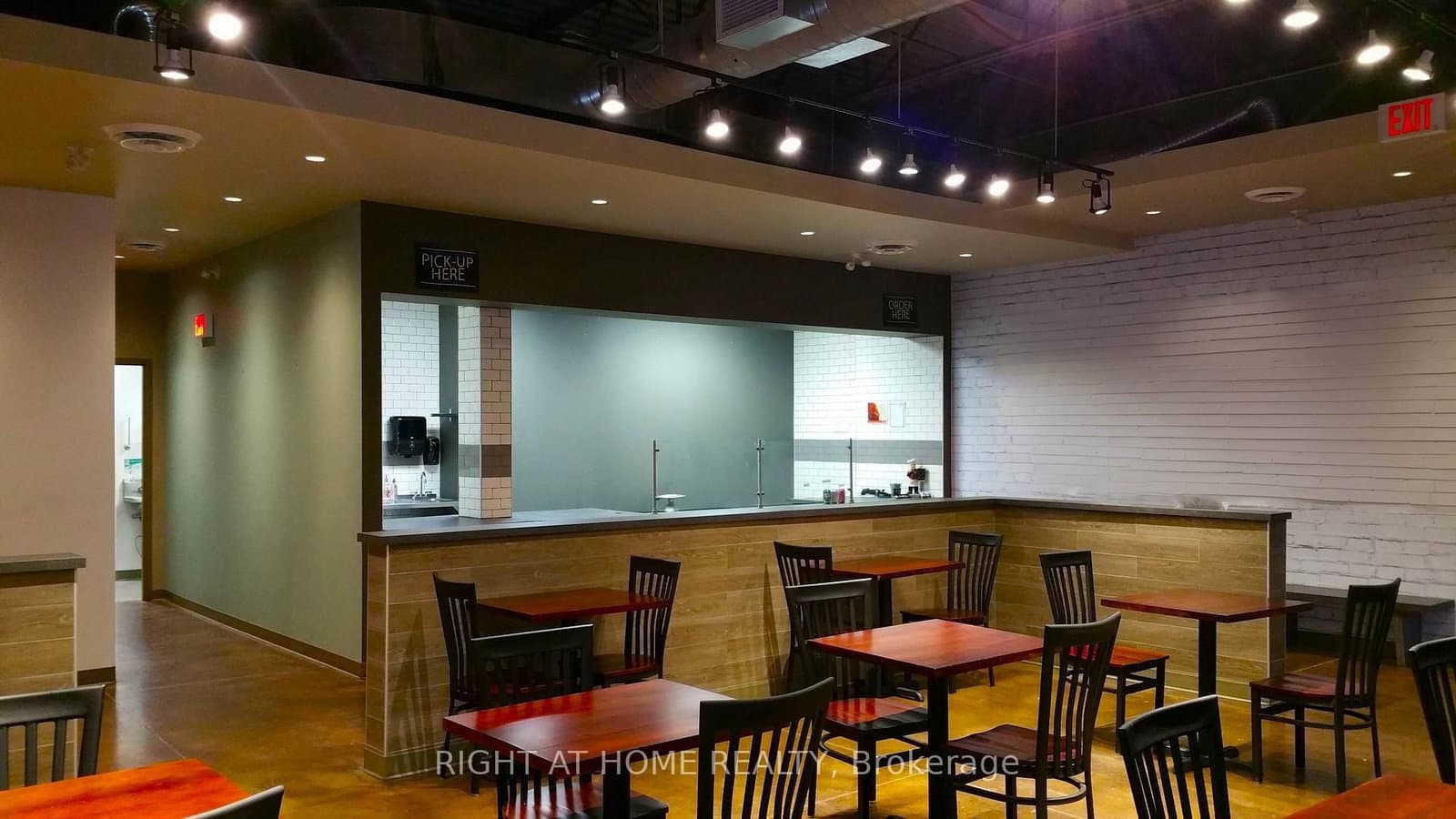 259 Queenston Road, Unit 7 - 8 thumbnail 2