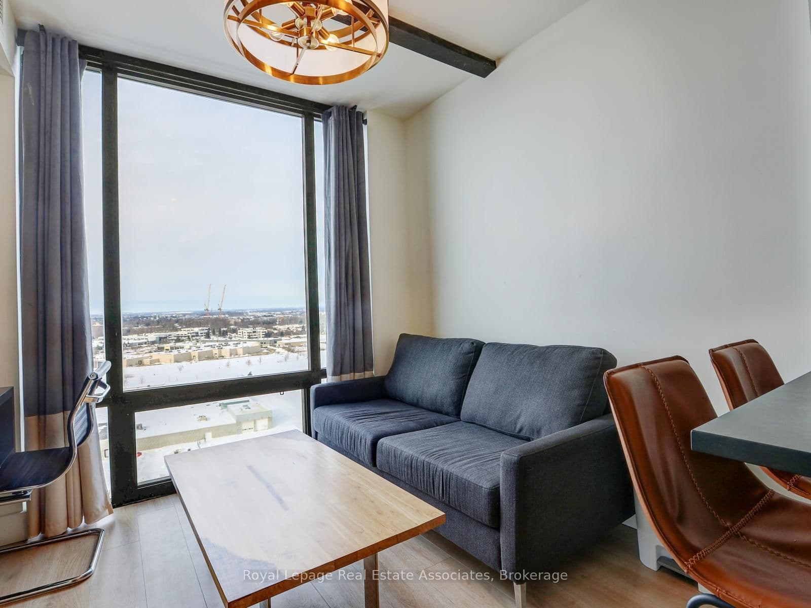 145 Columbia Street W, Unit 2002 thumbnail 13