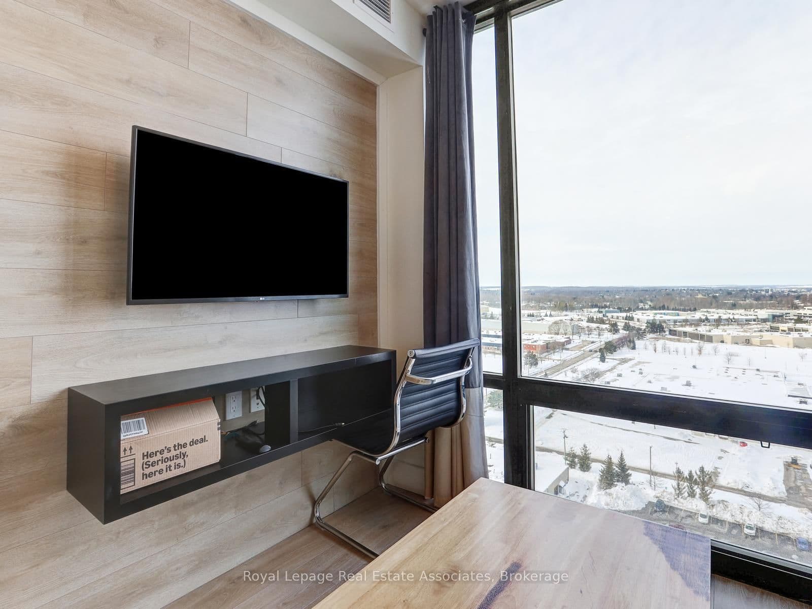 145 Columbia Street W, Unit 2002 thumbnail 14