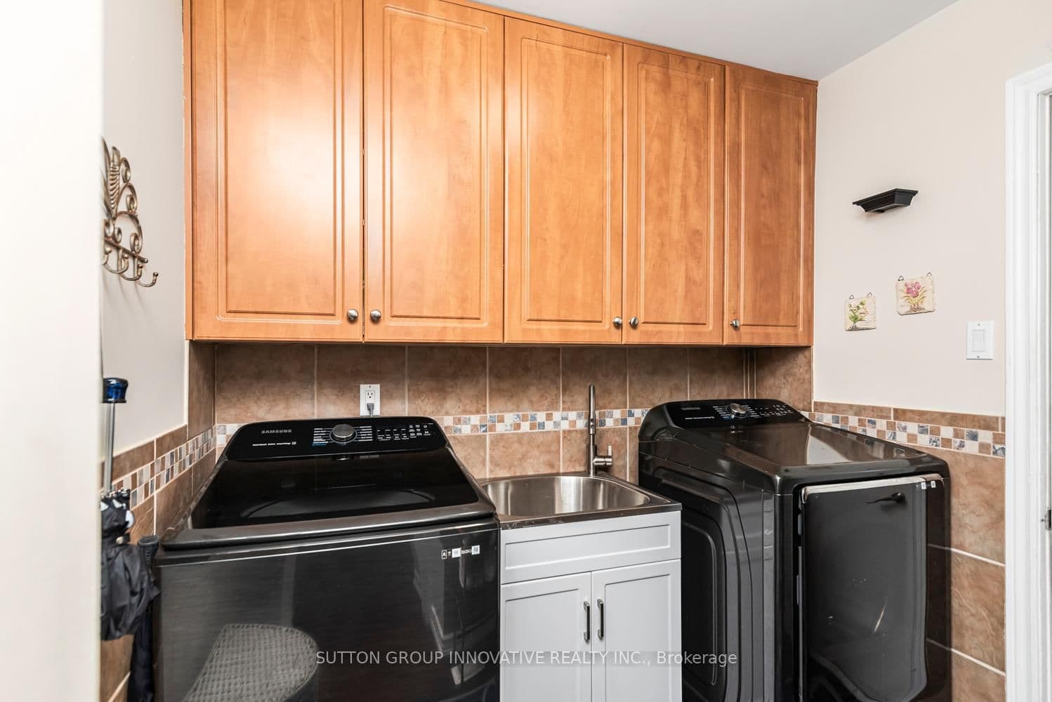 27 Beaverton Drive thumbnail 19
