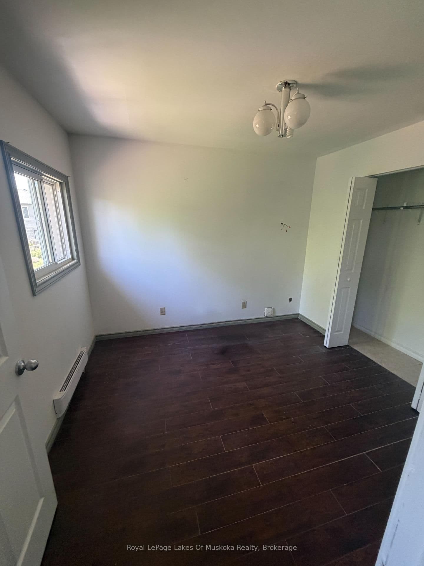 190 Ecclestone Drive thumbnail 12
