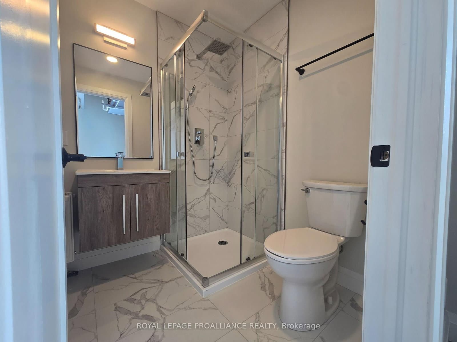 241 Front Street, Unit 202 thumbnail 11
