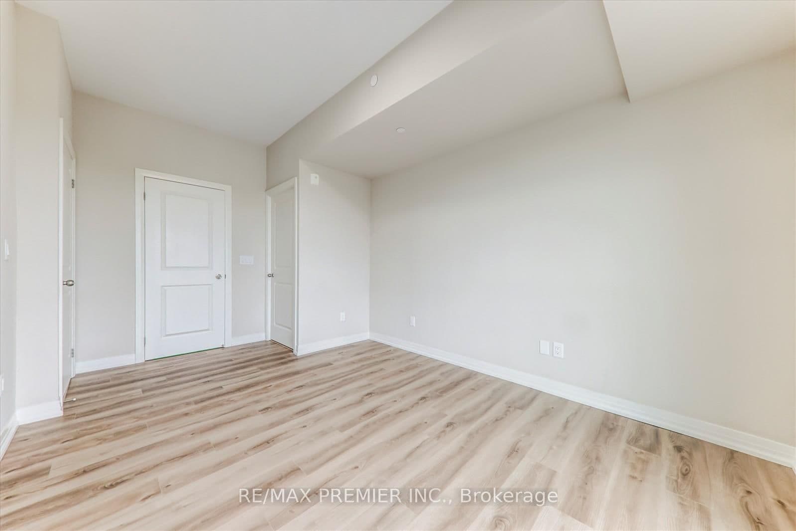 50 Herrick Avenue, Unit LP-17 thumbnail 21