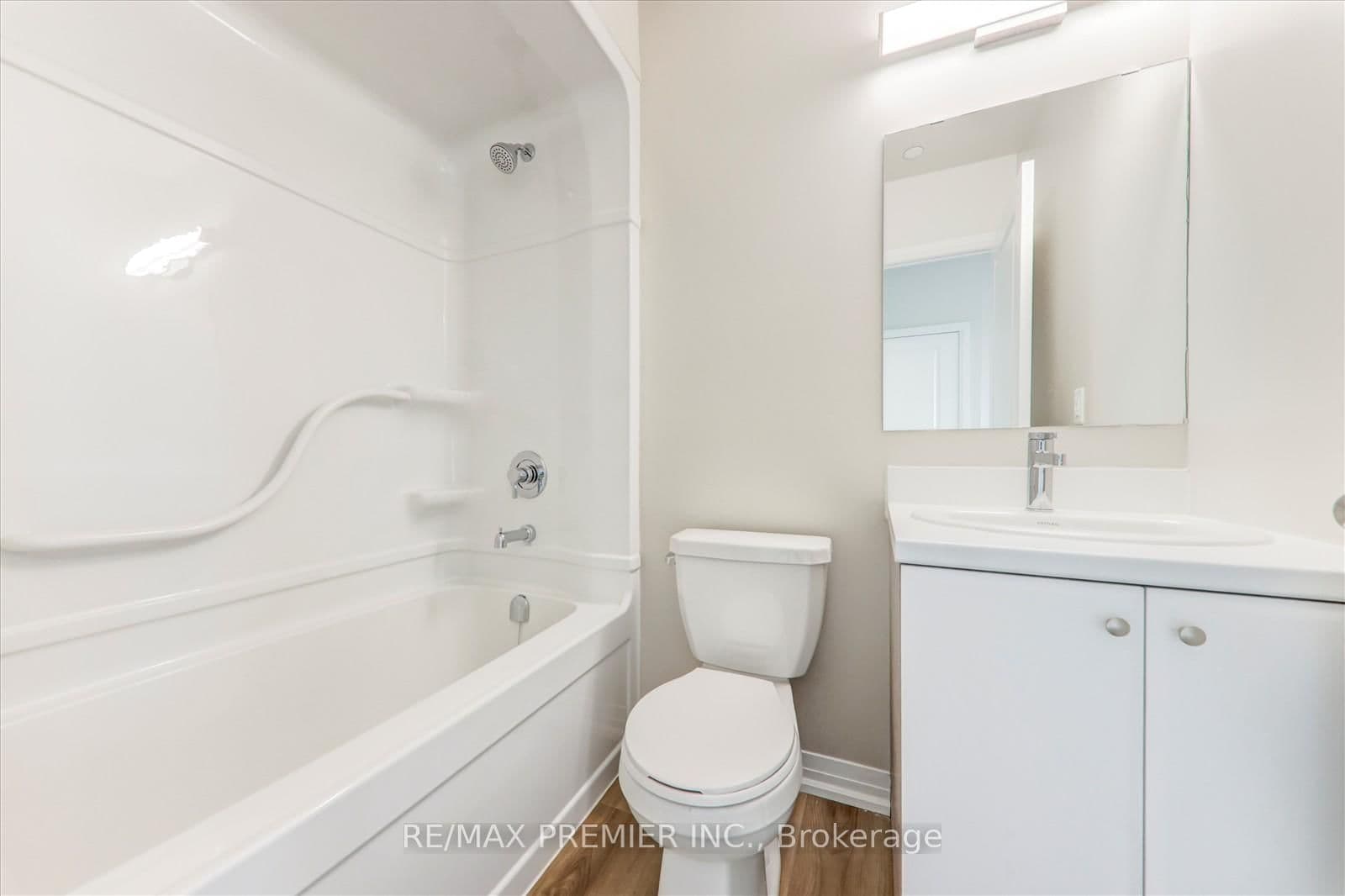 50 Herrick Avenue, Unit LP-17 thumbnail 22