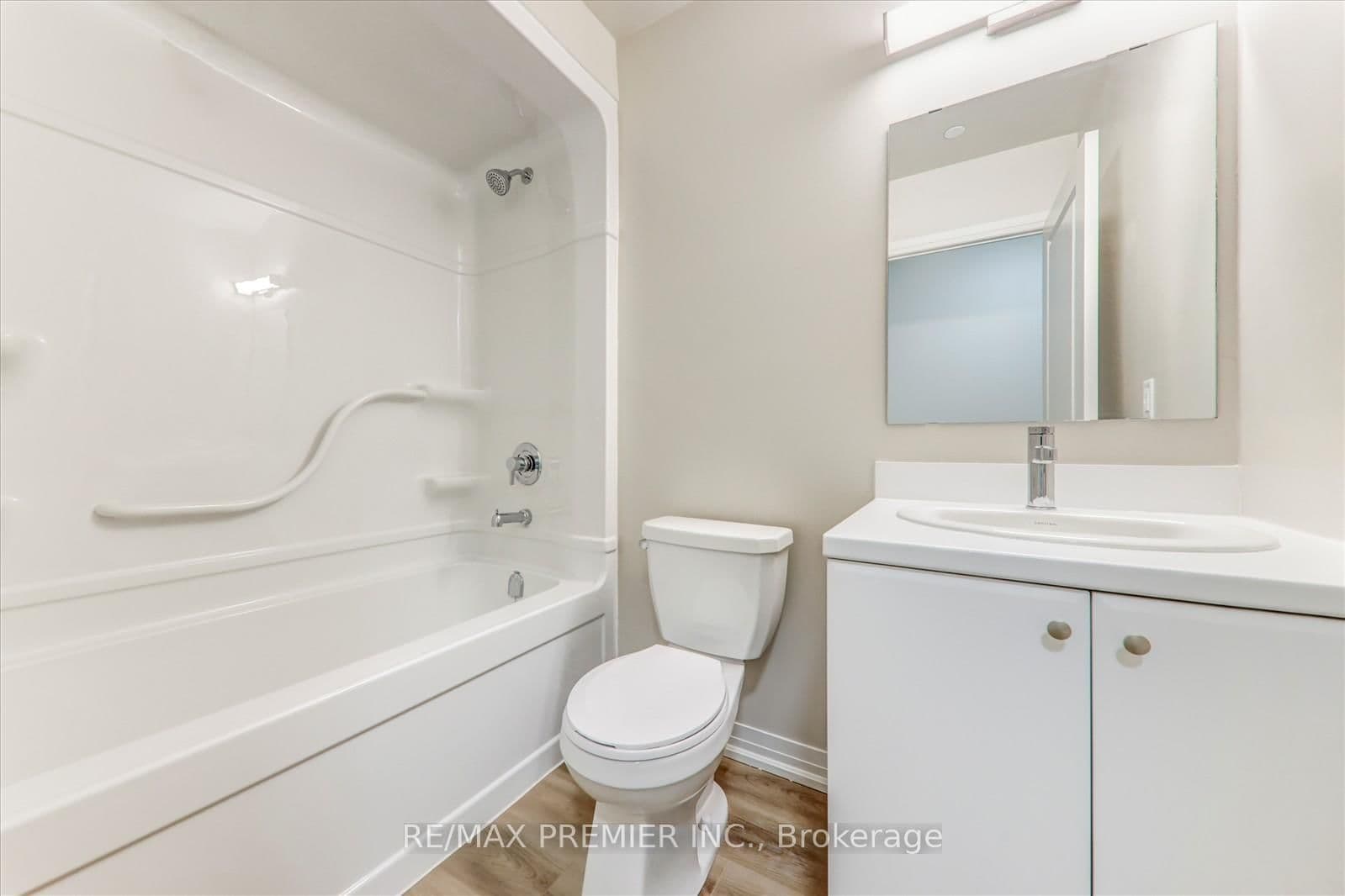 50 Herrick Avenue, Unit LP-17 thumbnail 25