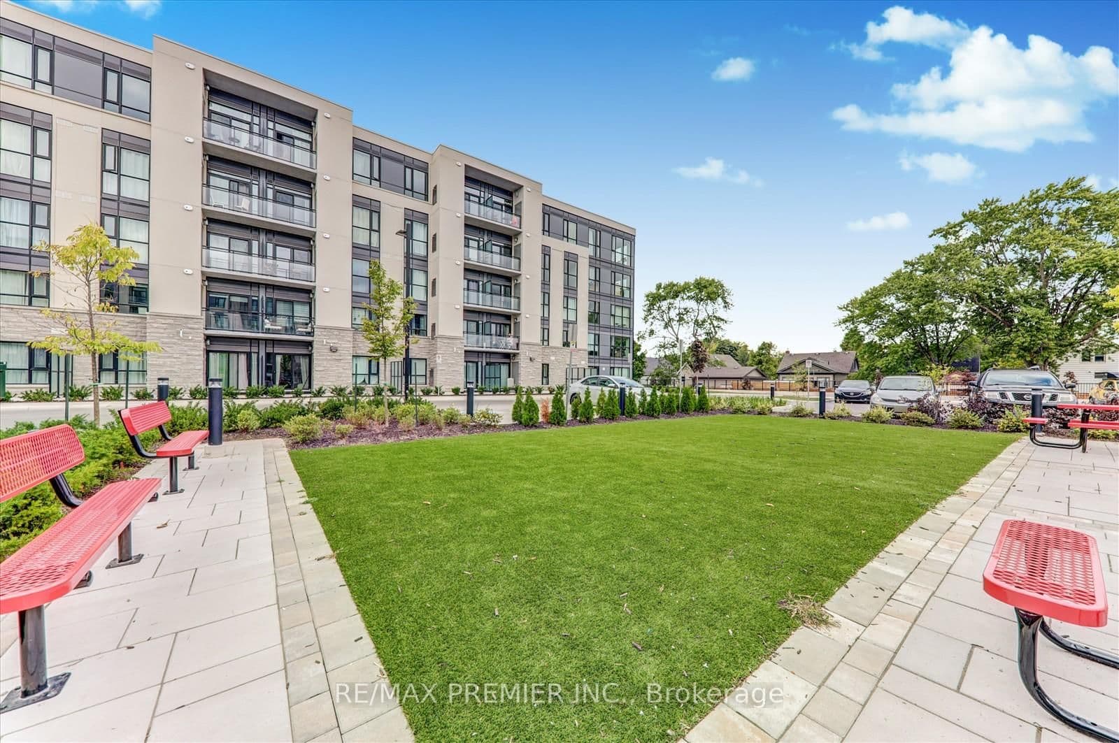 50 Herrick Avenue, Unit LP-17 thumbnail 29