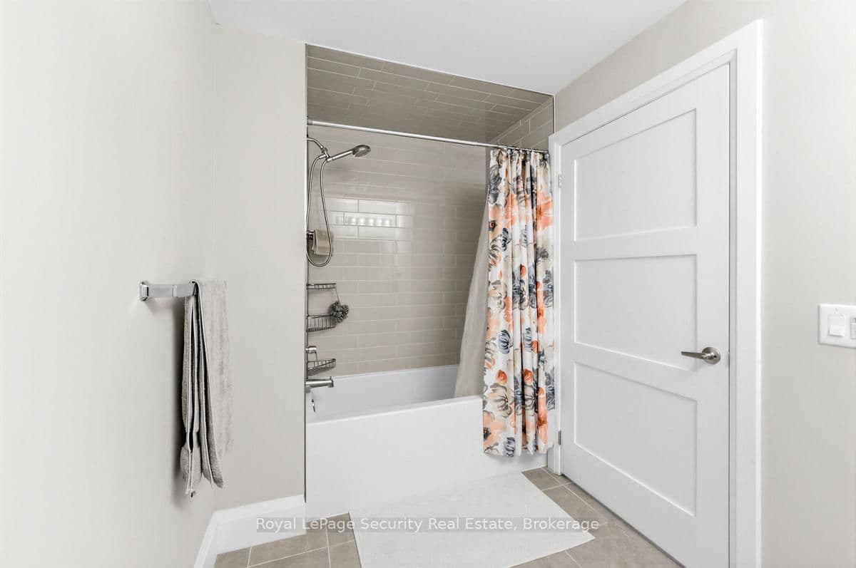 73 Arthur Street, Unit 807 thumbnail 31