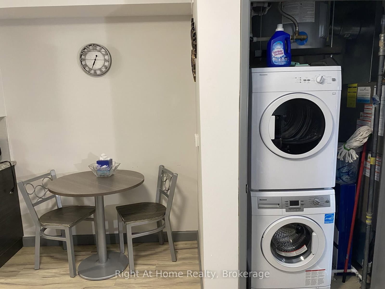 258A Sunview Street, Unit 1710 thumbnail 13