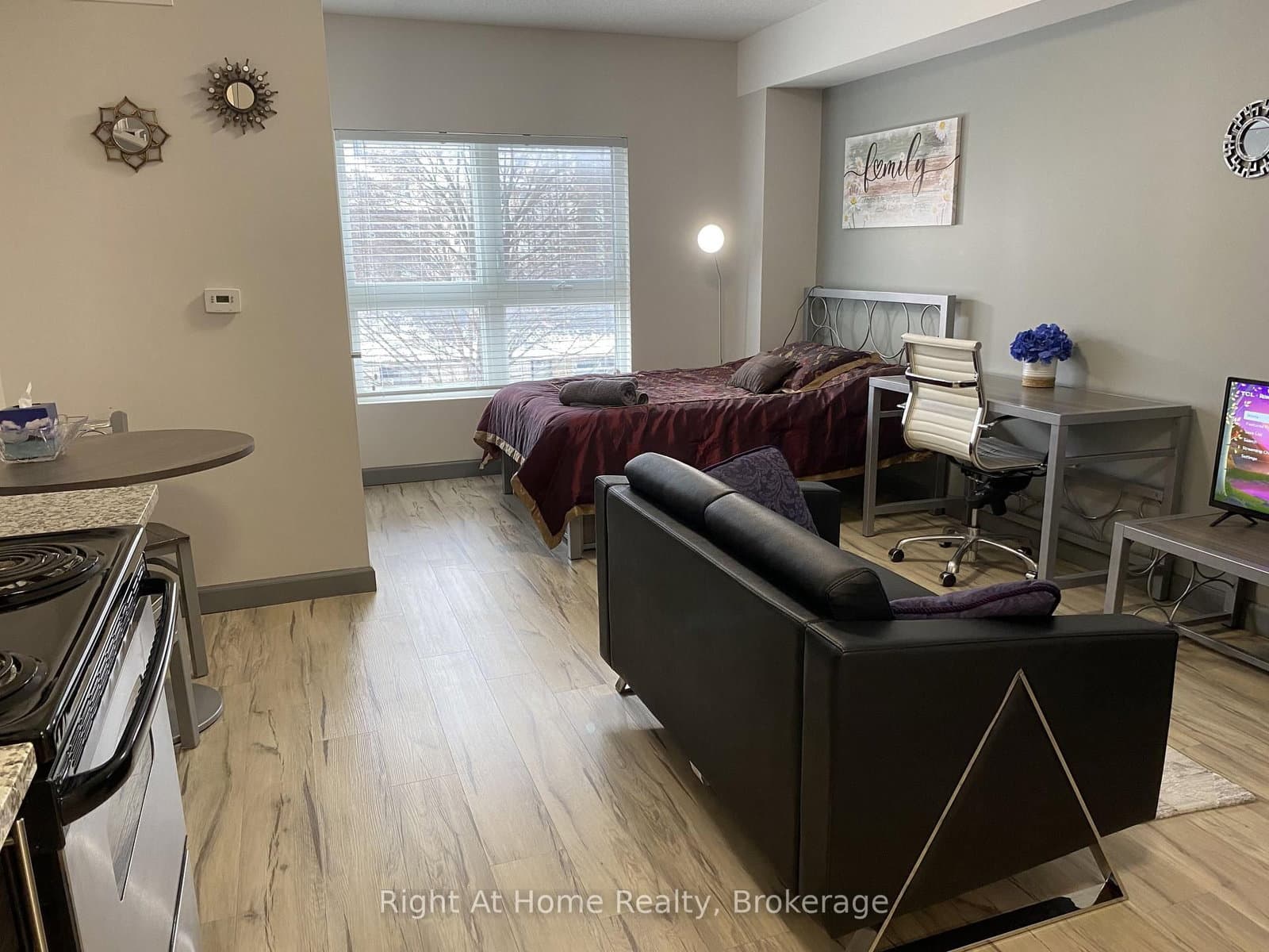 258A Sunview Street, Unit 1710 thumbnail 14