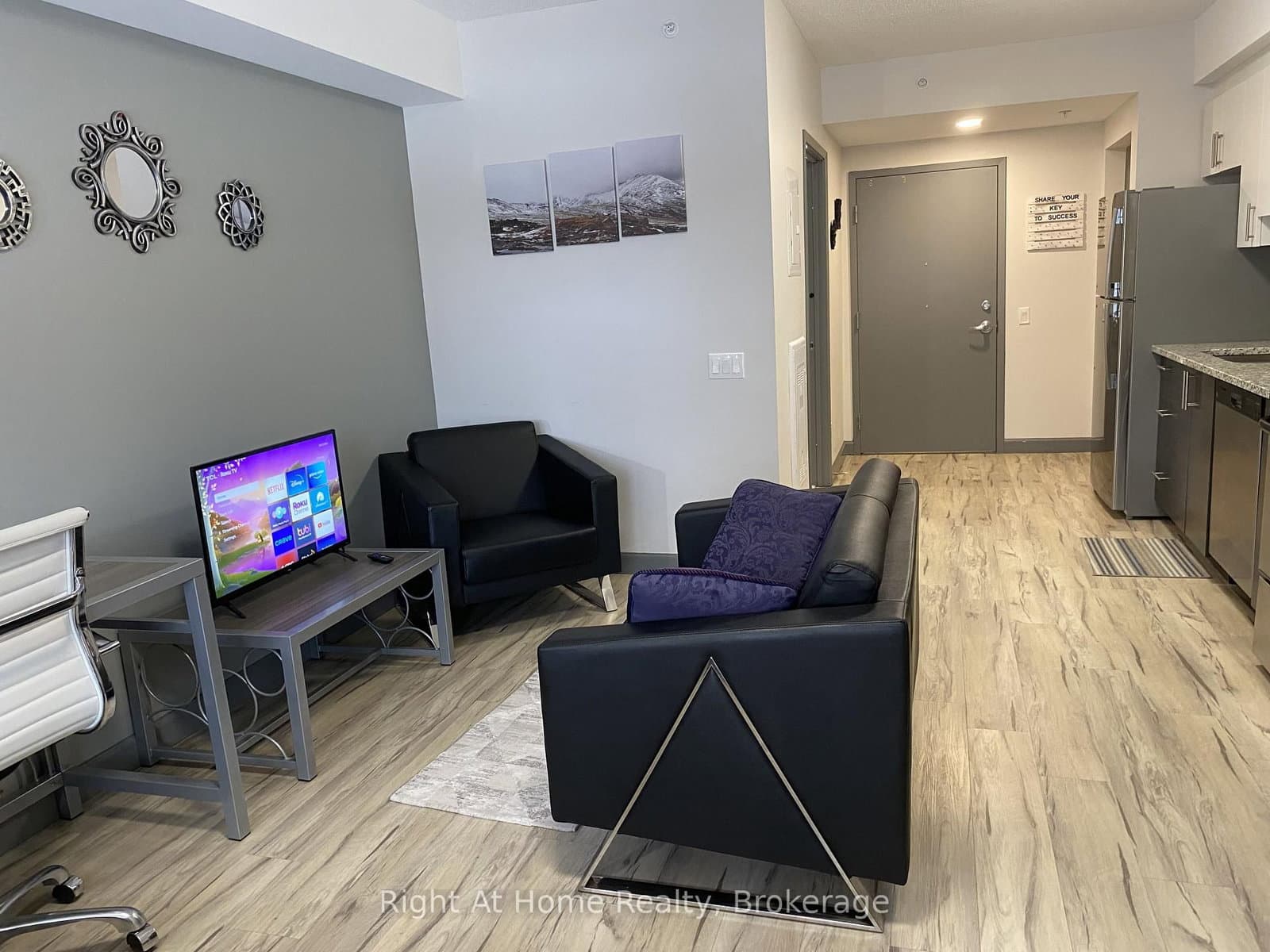 258A Sunview Street, Unit 1710 thumbnail 16