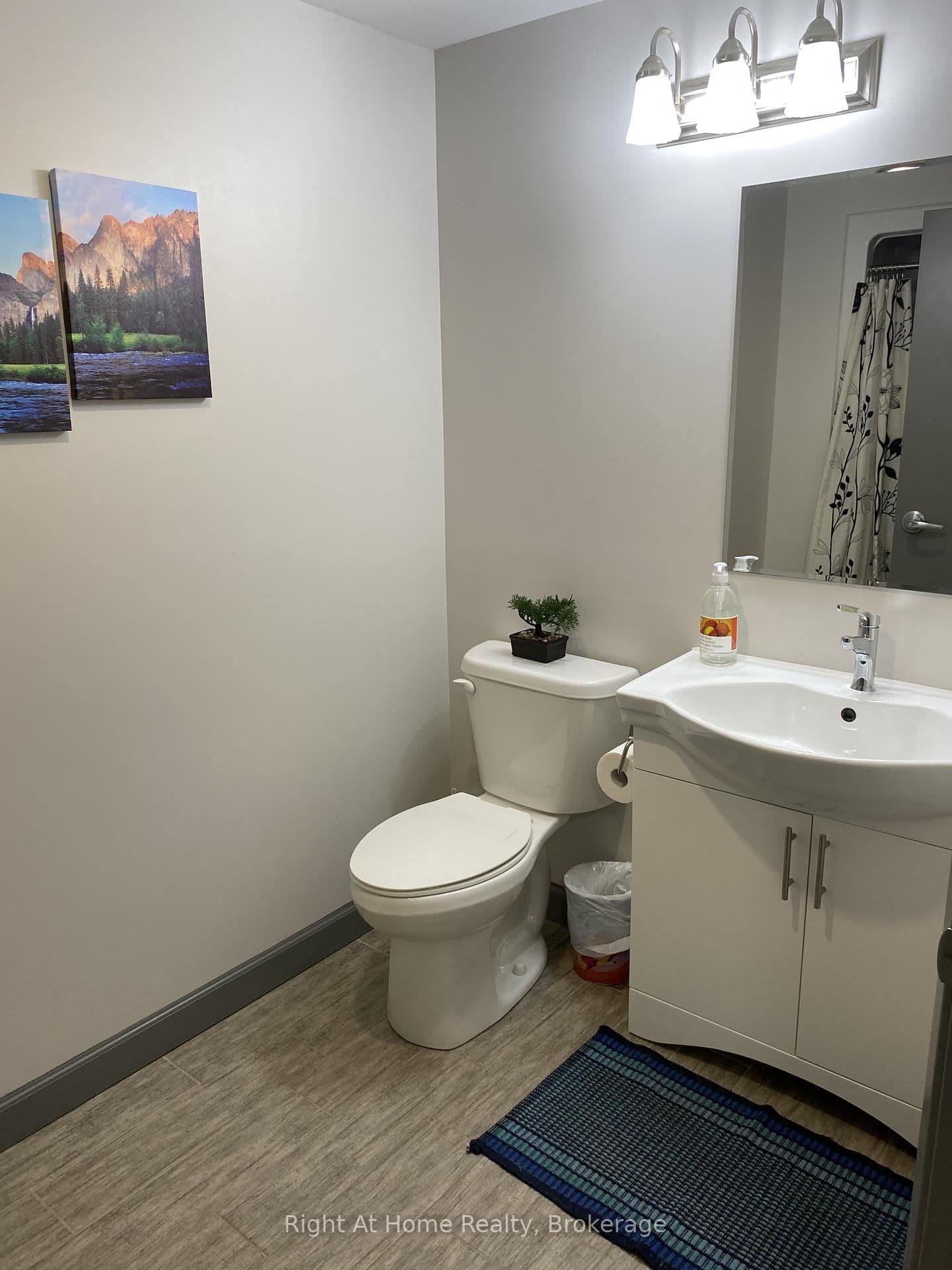 258A Sunview Street, Unit 1710 thumbnail 18