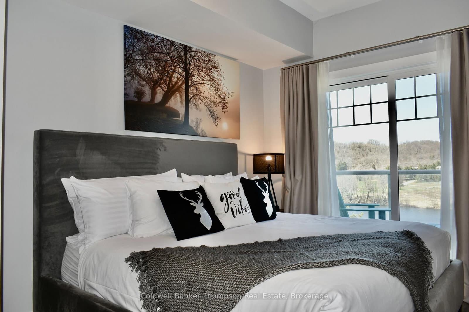 25 PEN LAKE POINT Road, Unit 404 thumbnail 17