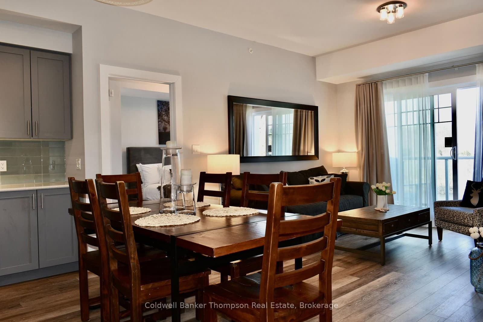 25 PEN LAKE POINT Road, Unit 404 thumbnail 2