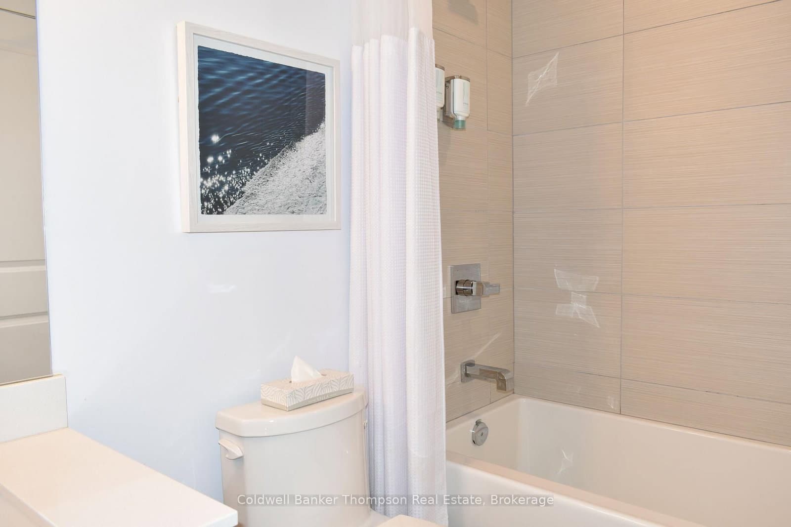 25 PEN LAKE POINT Road, Unit 404 thumbnail 41