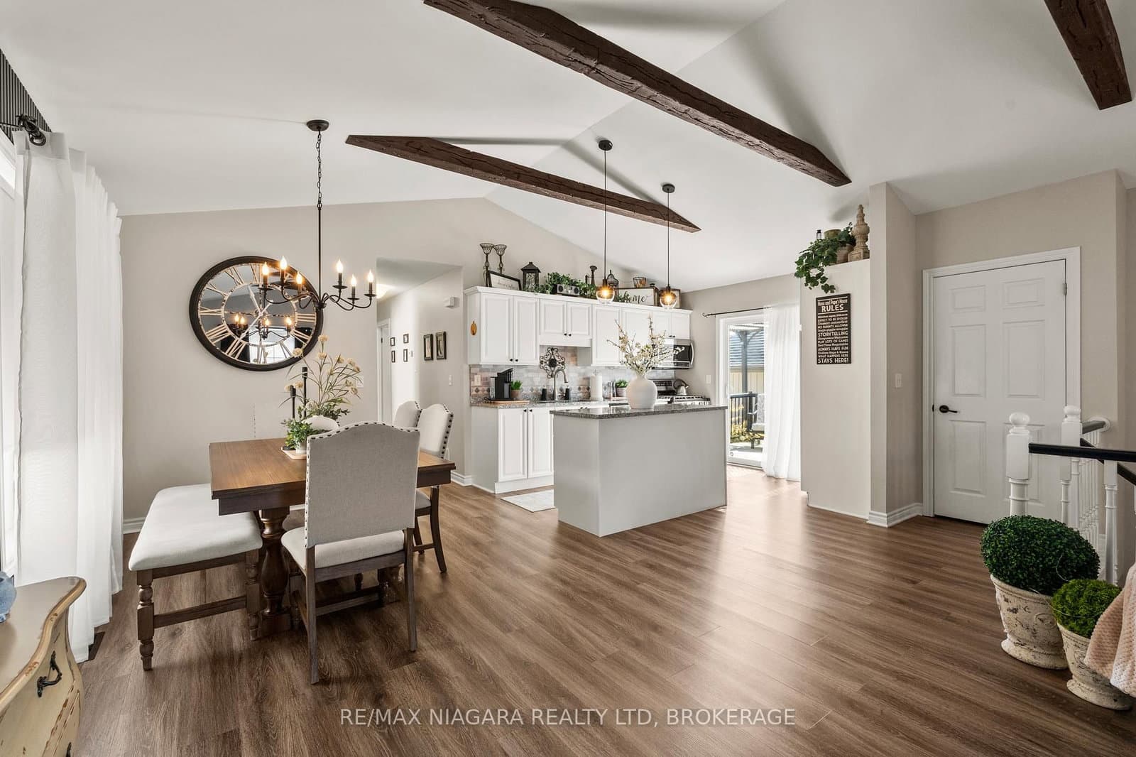 232 Regatta Drive thumbnail 10