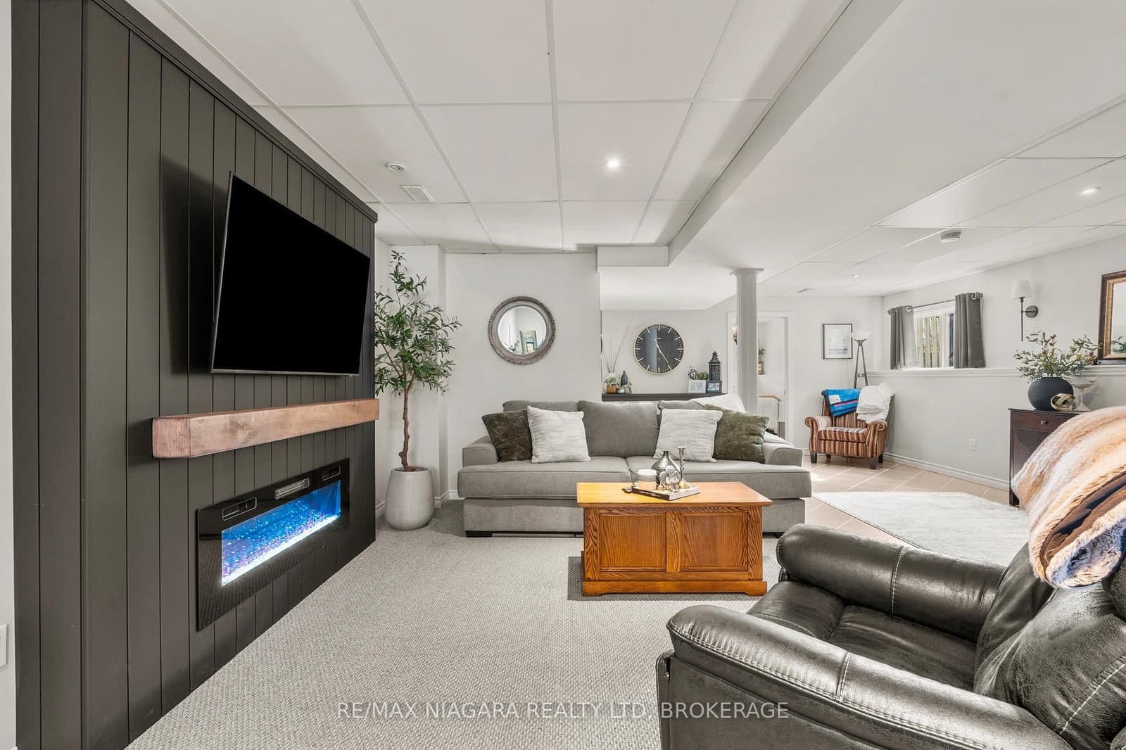 232 Regatta Drive thumbnail 21