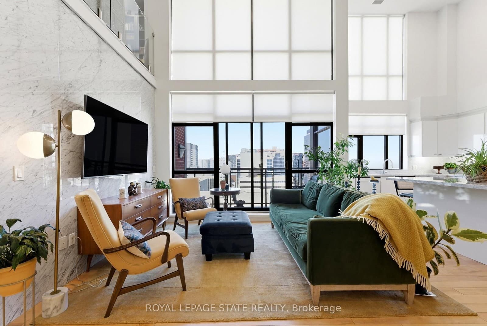 112 King Street E, Unit PH4 - Image 1