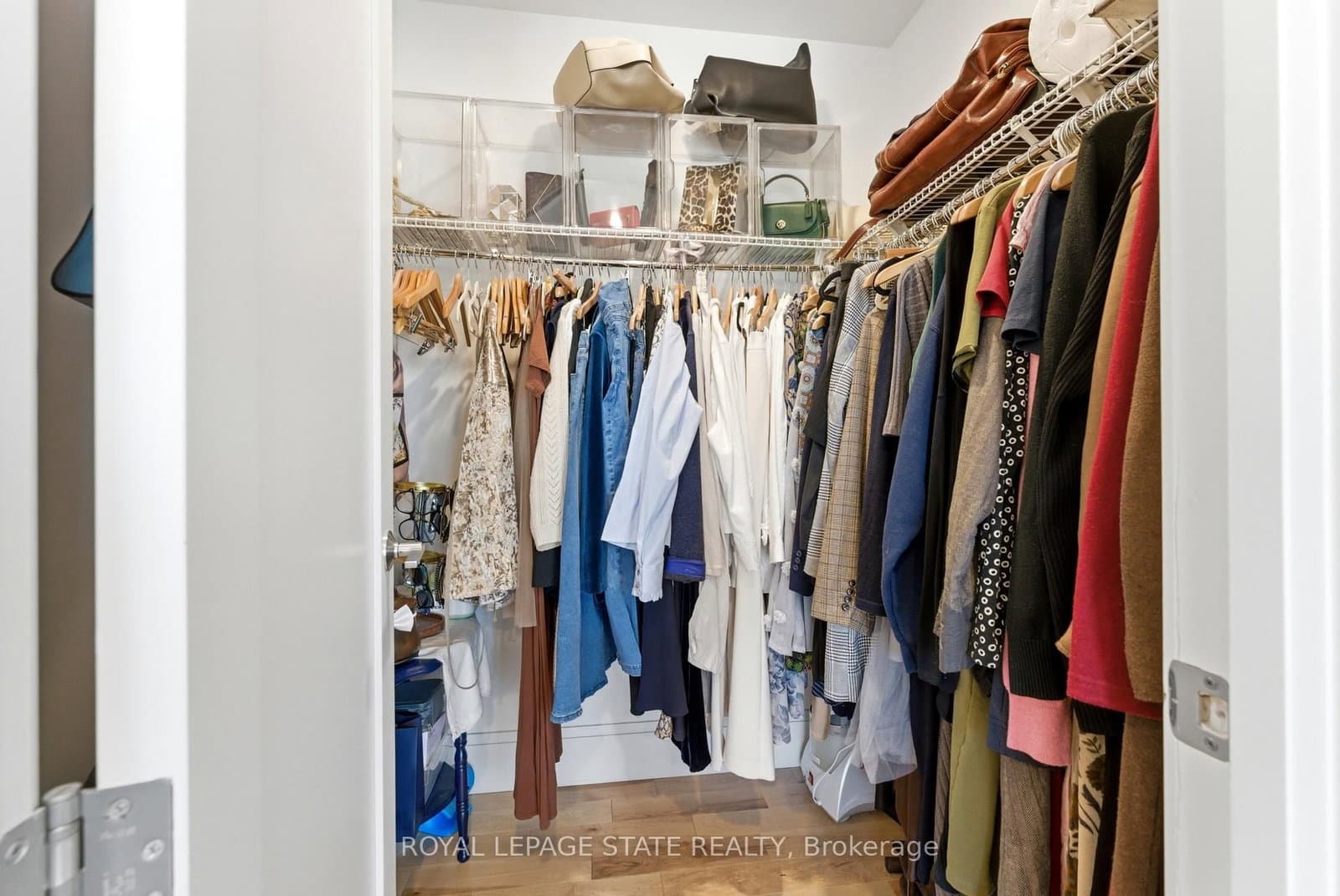 112 King Street E, Unit PH4 thumbnail 27
