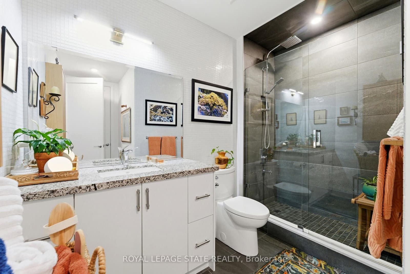 112 King Street E, Unit PH4 thumbnail 28
