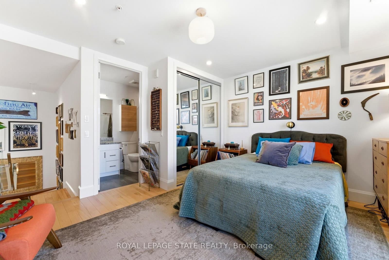 112 King Street E, Unit PH4 thumbnail 37