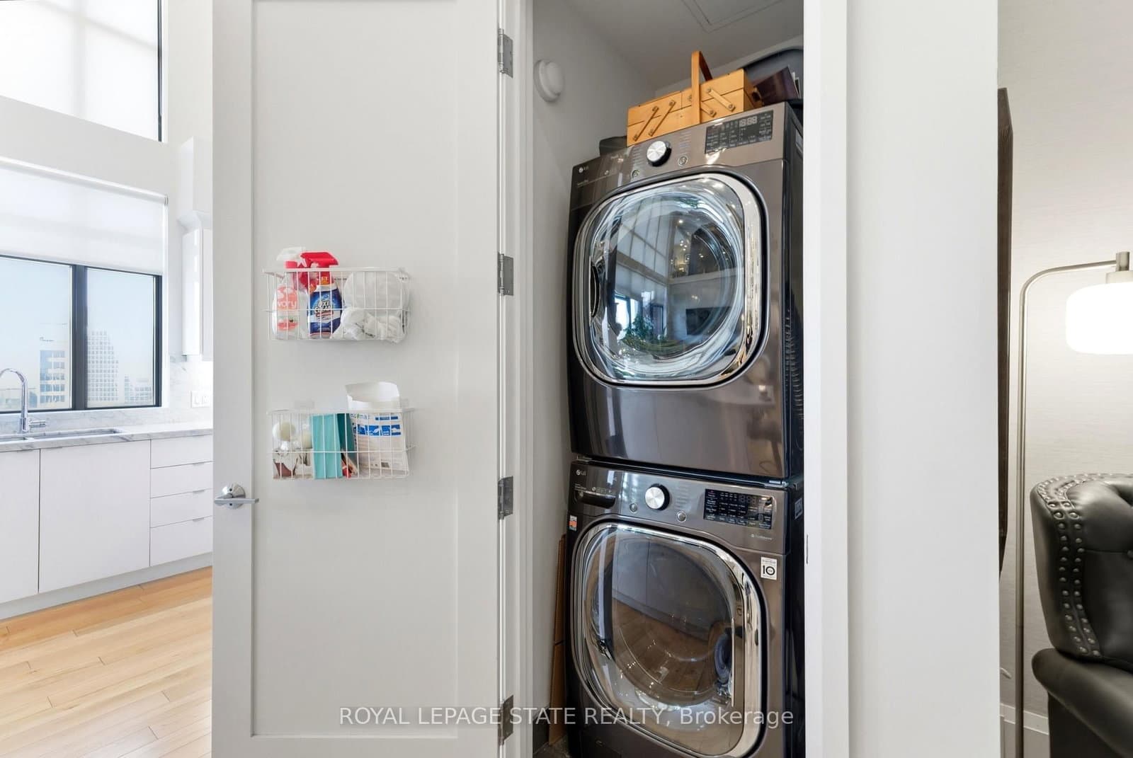 112 King Street E, Unit PH4 thumbnail 43