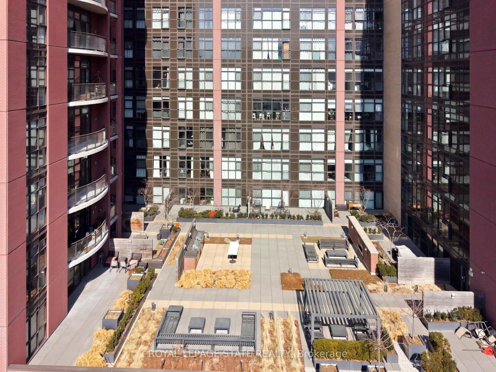 112 King Street E, Unit PH4 thumbnail 47
